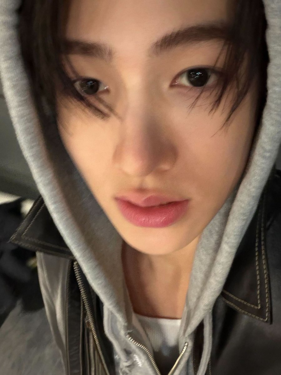 9nsshyn's tweet image. BORN TO BE ALLROUNDER SEONGHYEON

#HappySeonghyeonDay
#EomfulSeventeenYears
#성현이_생일축하드립니다_진짜로