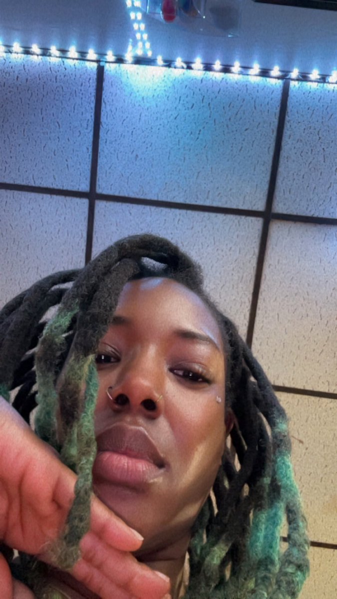 Ms_flyshit_only's tweet image. Mondays 🫶🏾🥰