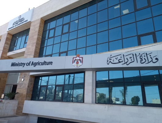 وزارة الزراعة تحذر المزارعين من الصقيع والأمطار والرياح الشديدة وتصدر إرشادات عاجلة 