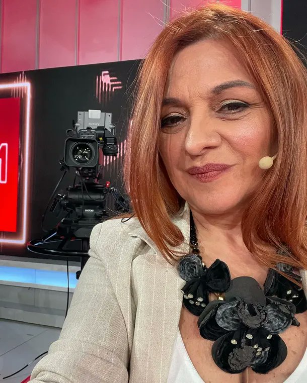 SpacePeronista2's tweet image. Hay que hacer campaña para apoyar y defender a este pobre Locutora Argentina @SoyFeudaleM del ataque que está sufriendo del lobby JUDE0Sl0NlSTA. Esa gente (✡️) está llena de resentimiento y van a tratar de destruirle el comercio, el trabajo o la carrera a quien ellos consideren.