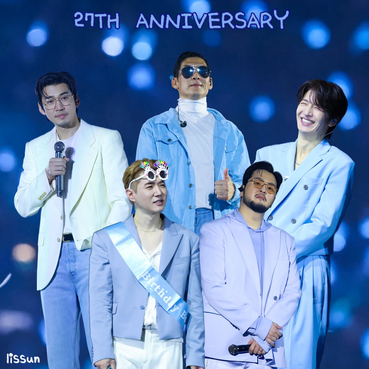 lissun_lissun's tweet photo. god 27주년 축하해🩵

27년동안 늘 같은자리에 있어줘서 너무 고마워
내 첫 아이돌이자 
마지막 아이돌이 god여서 
너무 고맙고 행복해

우리가 즐겁고 행복하게 덕질할 수 있도록
27년동안 같은 자리에 
변치않고 있어줘서 너무 고마워 

#지오디 #god #27주년 
#박준형 #윤계상 #안데니 #손호영 #김태우