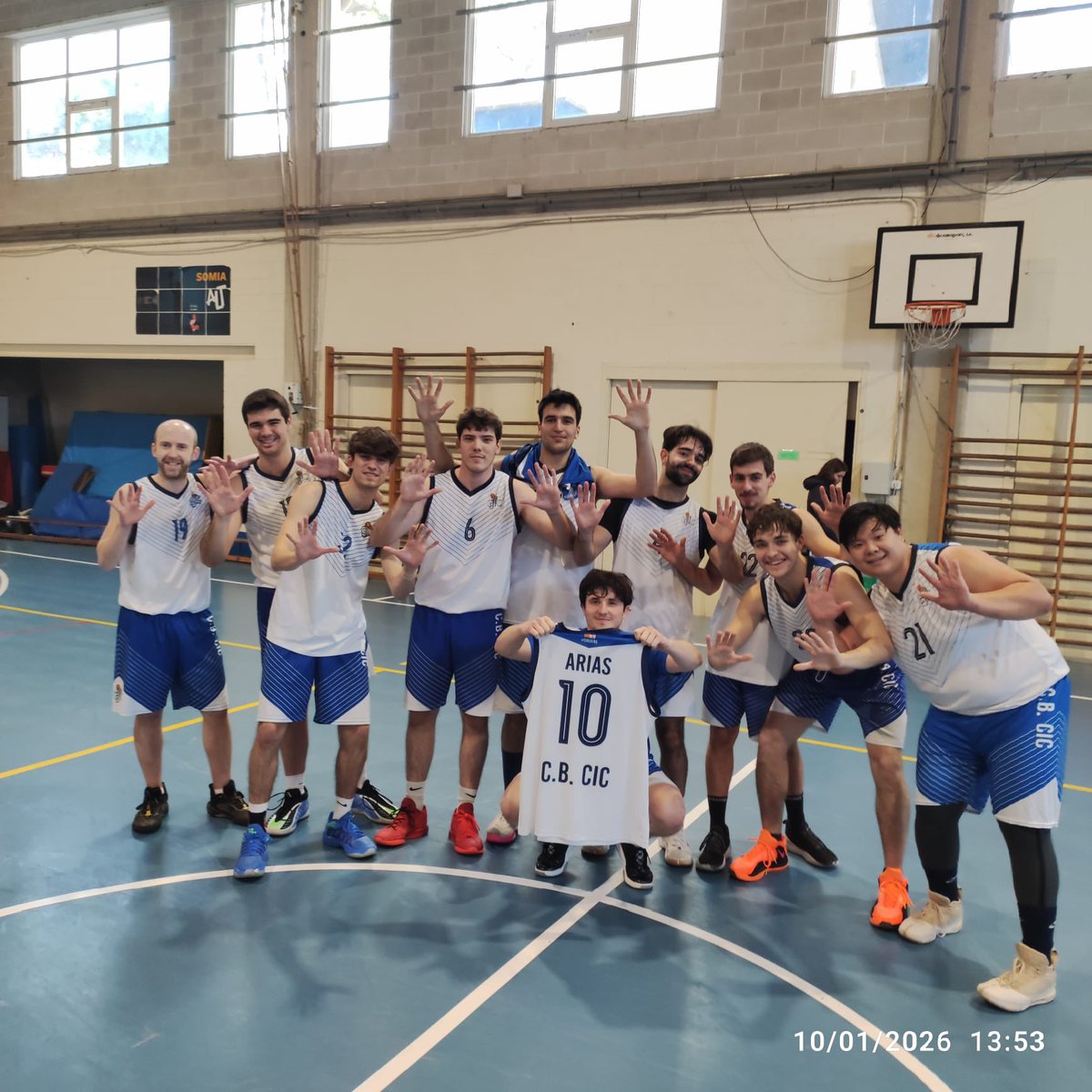 ClubBasquetCIC's tweet photo. 🗓️ 10 i 11 de gener! 

🏀💙

#CBCIC #FamíliaCBCIC #bluedevils #somciquers https://t.co/0EIeyoJ0F2