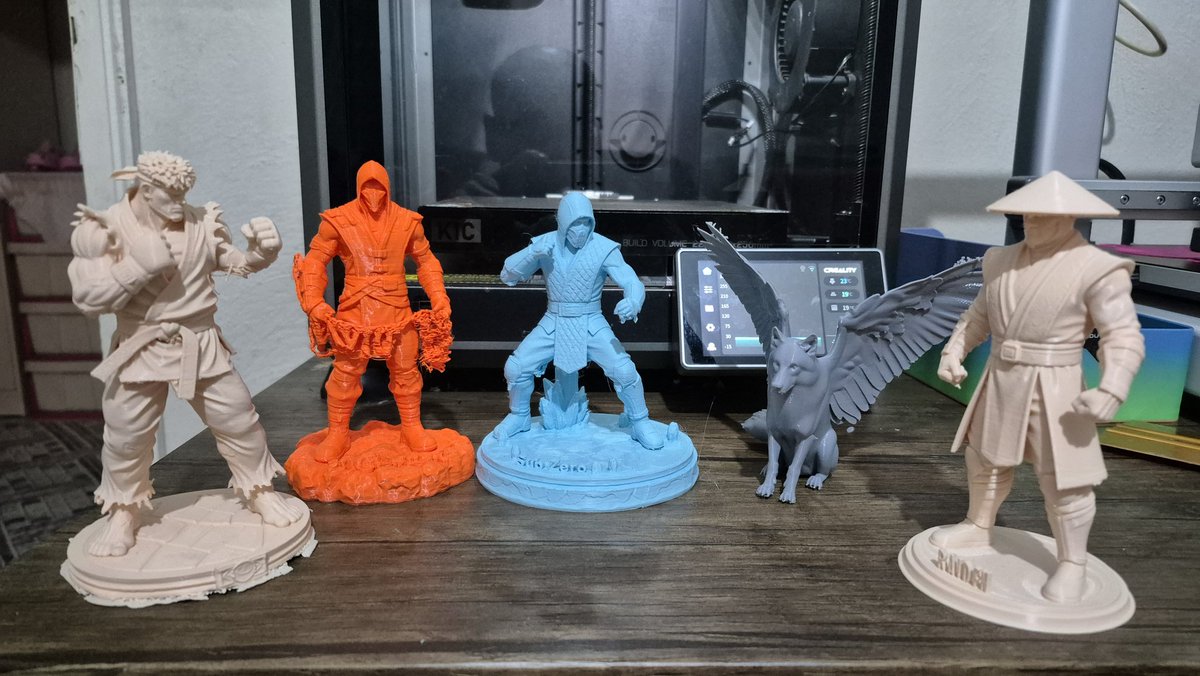 ÇEKİLİŞ...
ilk etap 20 adet 13-15cm ebat oyun karakteri sizlere hediyem.
Twiti rt edip takip etmeniz yeterli.
Çekiliş koşulları alt twitte.