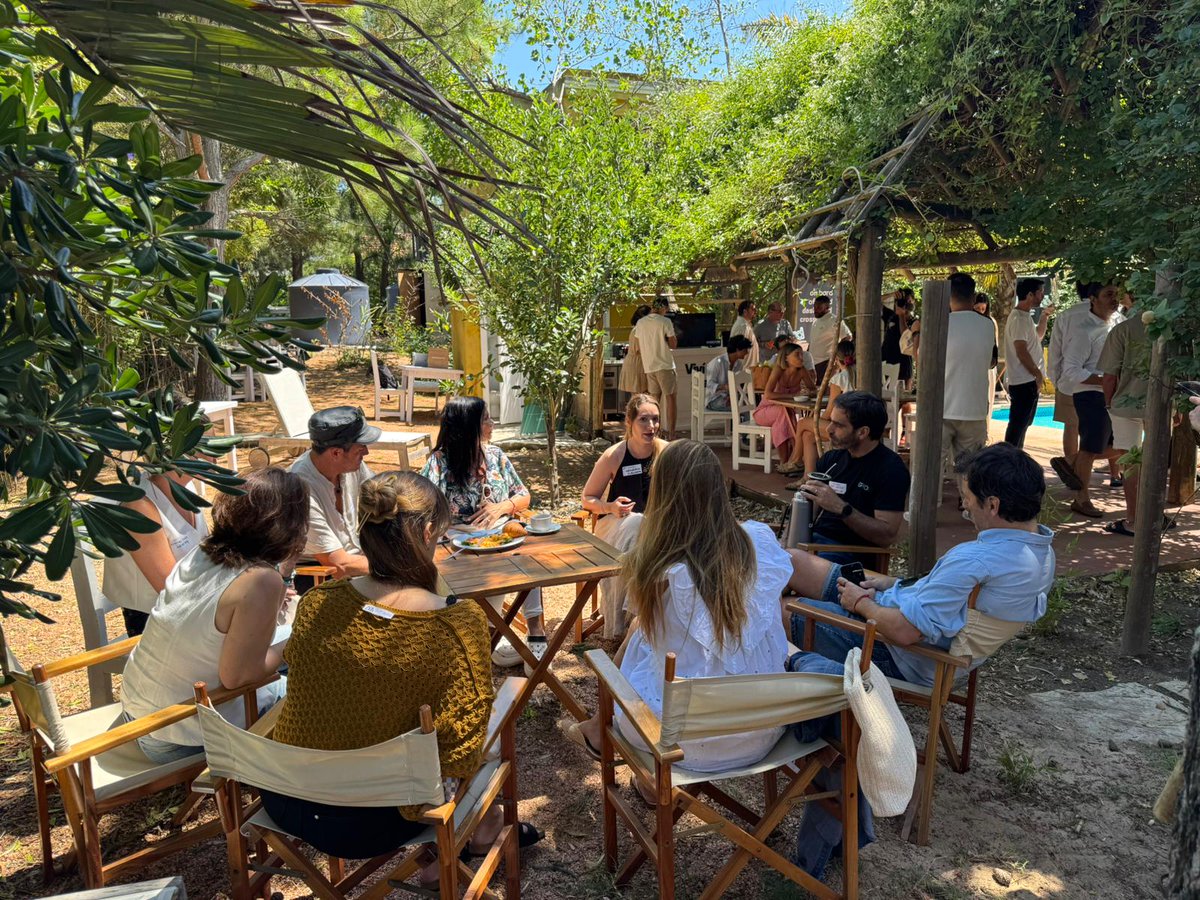 ANIIuy's tweet photo. Estamos en Uruguay Networking Sessions en el marco del #PuntaTech2026,🤝conectando startups, fondos de inversión, venture capital y referentes para potenciar nuestro ecosistema. https://t.co/OMCtuRKL3S