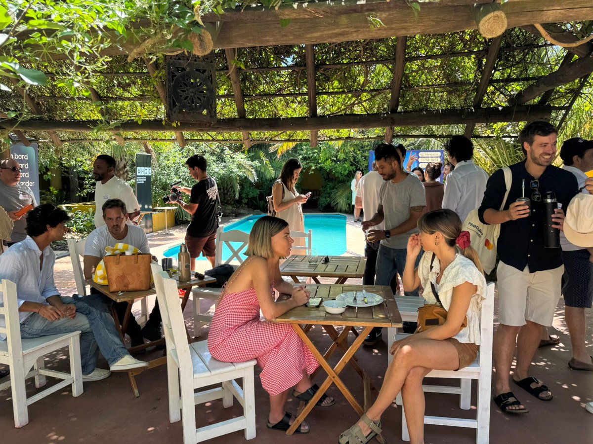 ANIIuy's tweet photo. Estamos en Uruguay Networking Sessions en el marco del #PuntaTech2026,🤝conectando startups, fondos de inversión, venture capital y referentes para potenciar nuestro ecosistema. https://t.co/OMCtuRKL3S