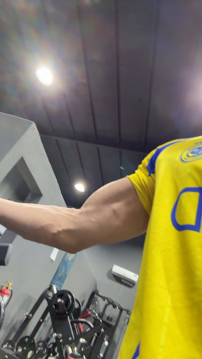 سطام 🦇 tweet media