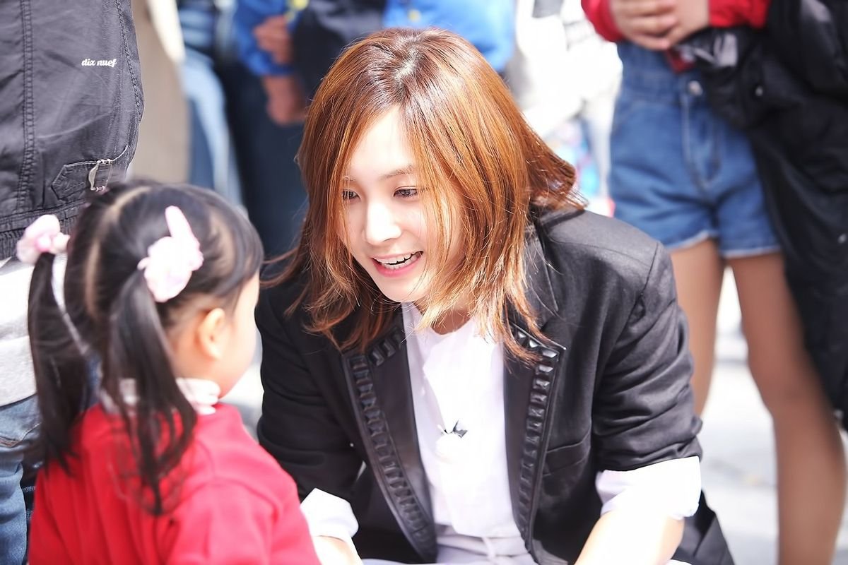 Sugar down bad for Jeonghan tweet media