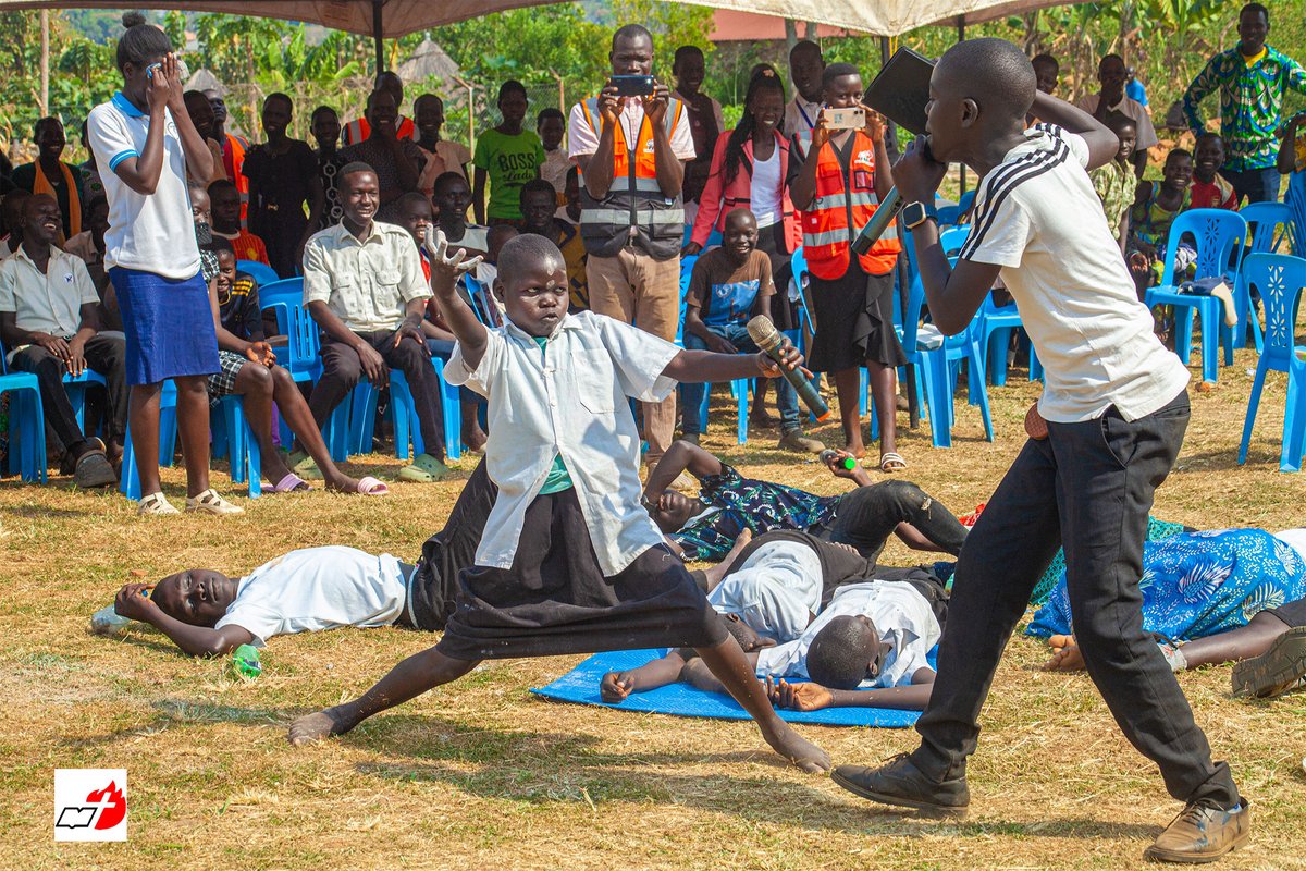Pag_UG's tweet photo. Moyo, Uganda – Youth from Moyo, Adjumani, Obongi & Yumbe met at PAG Skill Centre for the Annual Youth Conference (10 Jan 2026) under “Christ’s Fullness.” 🎤⚽️ Nigerian missionaries inspired, Pastor Anyanjo Phillip challenged. Next: Adjumani 2027! #YouthConf #FaithInAction
For more: https://t.co/59SngQIcnX