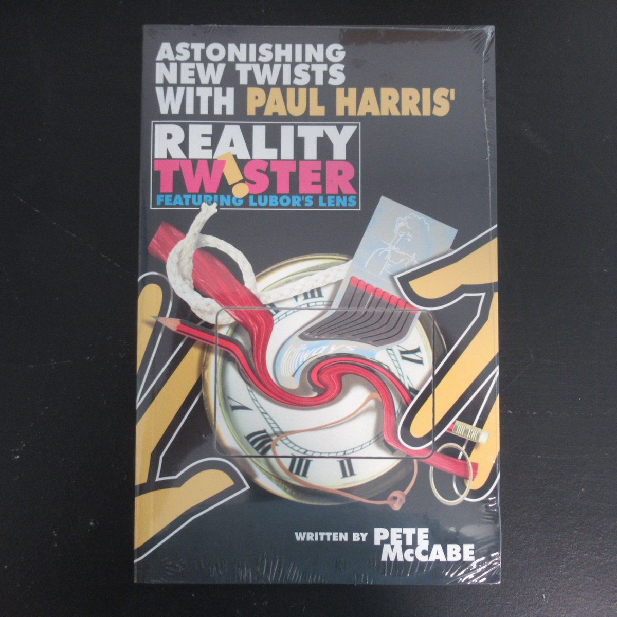 MagiciansLair's tweet photo. #MagiciansLair E-BAY Auction ends Jan 13th 9pm EST - SUPER low opening bids. Lots at BLOWOUT prices. Some items part of my 40 yr collection.  #CloseUpMagic #Magic #MagicBooks #MagicDVD #Magictricks Check them out: https://t.co/U1zsoojVLF https://t.co/Kjba298J3R