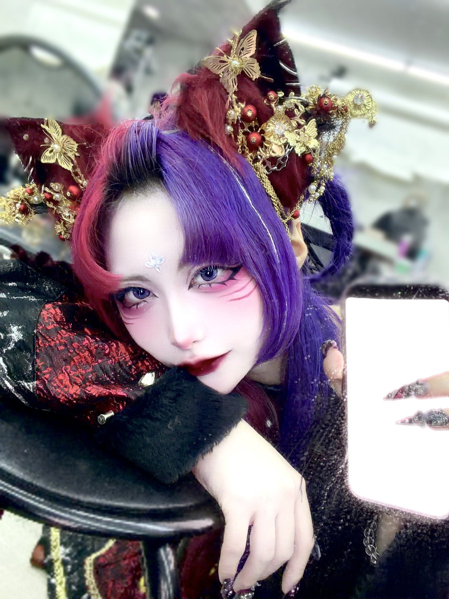 マザリ BUBKA 生写真 蛇喰ホムラ ４枚 四人目 】 名前 蛇喰ホムラ 担当ﾉ色 紫 産ﾏﾚ日 二月二十三日 #マザリ