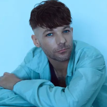 tracklist's tweet image. Louis Tomlinson comentou à Billboard sobre Harry Styles e Niall Horan em suas carreiras solo:

“Sempre soube que o Harry ia chegar onde chegou. Claro que ele deve ter superado até as próprias expectativas com a forma como conquistou o mundo, mas a gente já sabia que ele tinha…