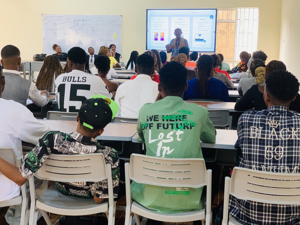 Amadeus University tweet media