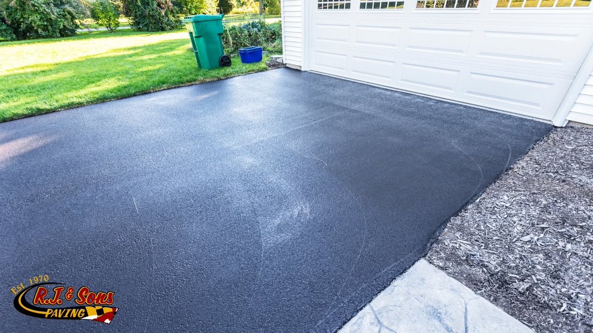 RJ & Sons Paving tweet media