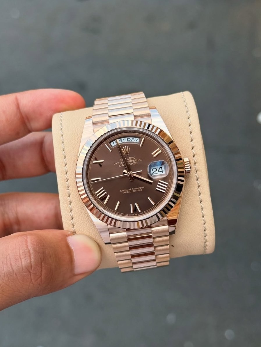 GlobalWatchClub's tweet image. Rolex Day-Date with a Chocolate Dial