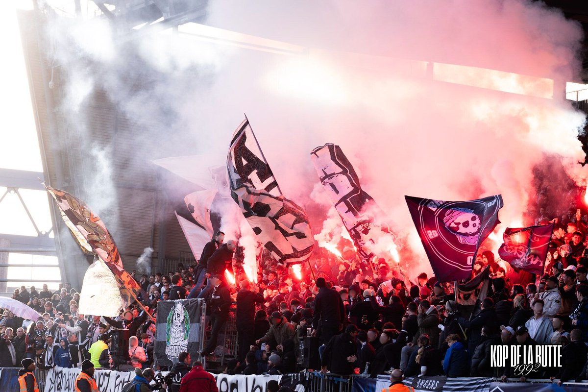 KDLB92's tweet photo. CDF : ANGERS - TOULOUSE https://t.co/TgRYpuoe57