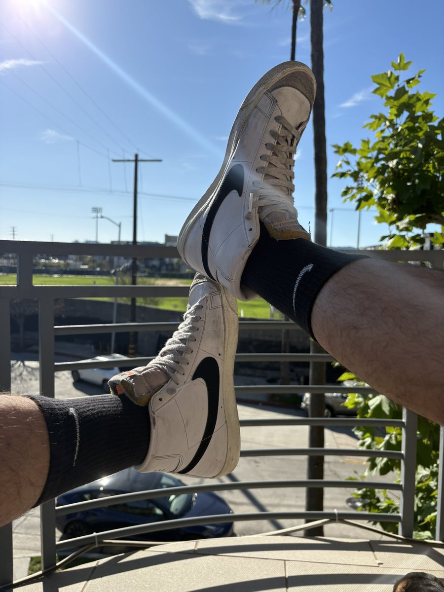 LA Bate Bro 😵‍💫🧦 tweet media