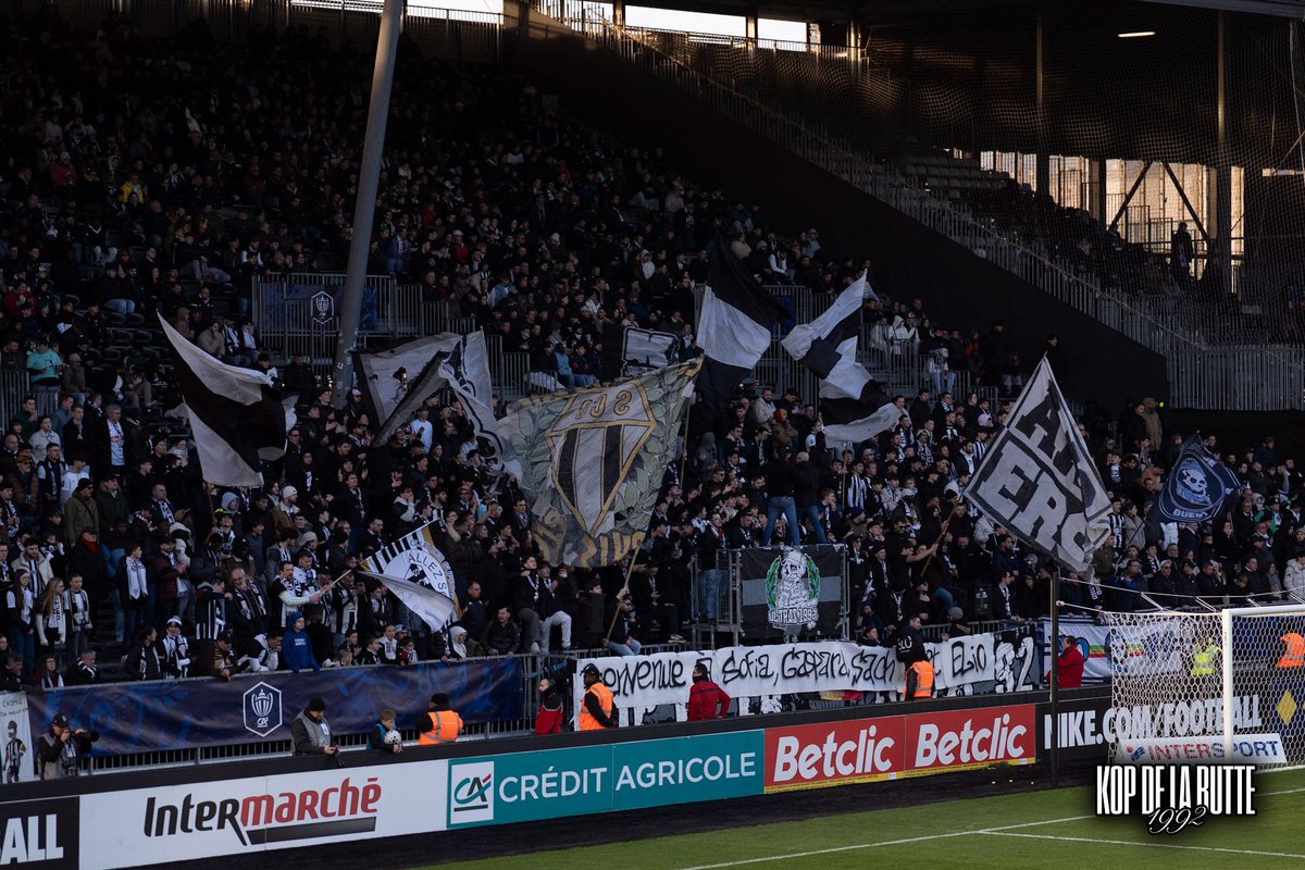 KDLB92's tweet photo. CDF : ANGERS - TOULOUSE https://t.co/TgRYpuoe57