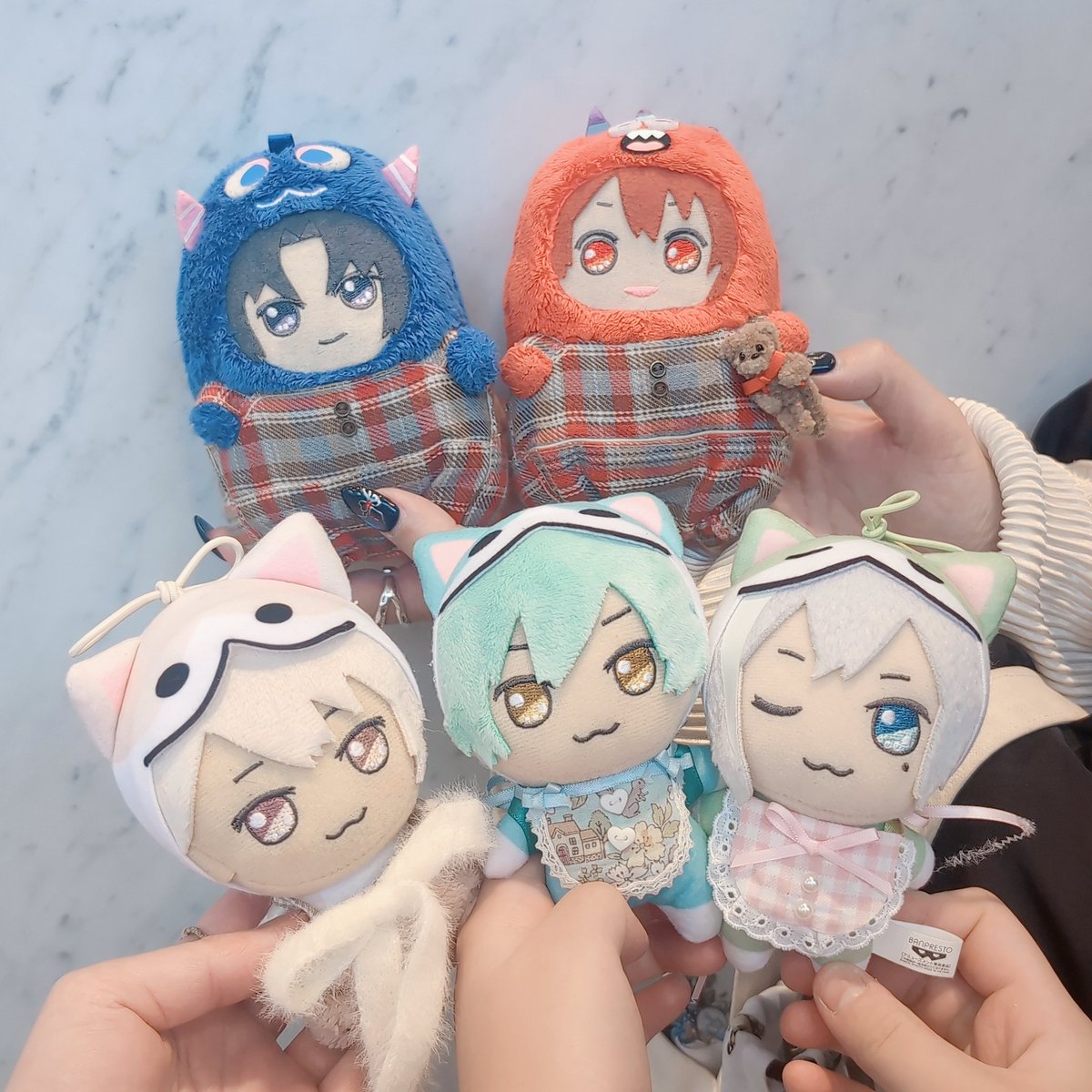 honeyinnocent19's tweet photo. ぬいグリありがとう〜✨️
いつも会ってくれる方、お久しぶりの方、長いお付き合いだけどはじめましての方、とーっても嬉しかった🧸

またどこかで会えますように♡

①おとちゃん(@TENN9_love)
②あすひなさん(@hinaska)とご友人
③yukiさん(@snowfy0709)
④ねむるちゃん(@_nemumu_u) https://t.co/txoIg2ffqd