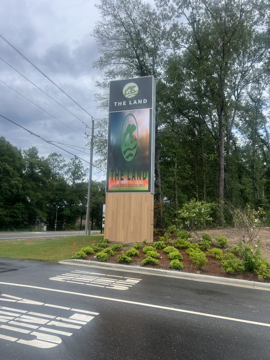 Boostr Displays tweet media