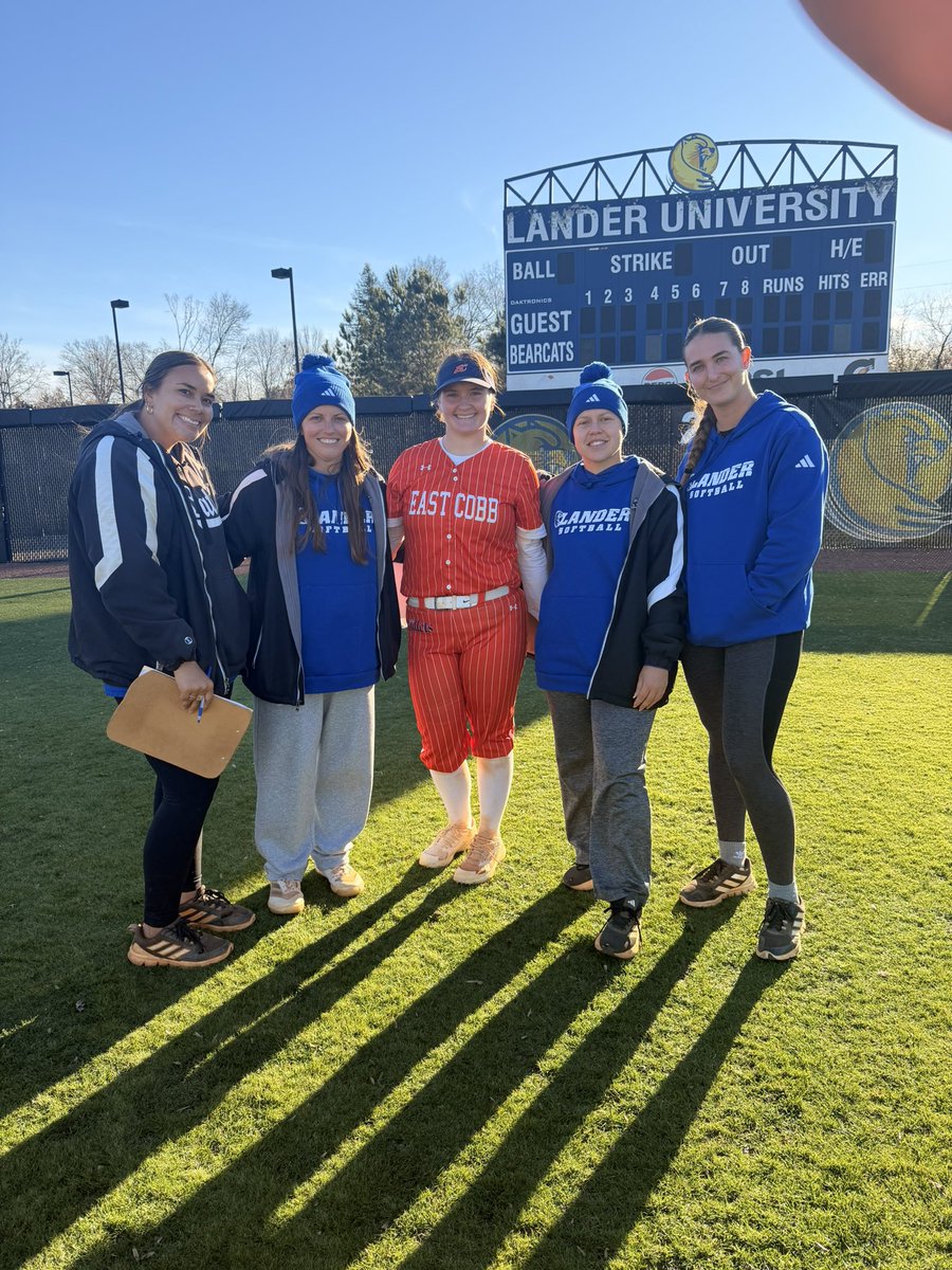 Khloe Walker tweet media