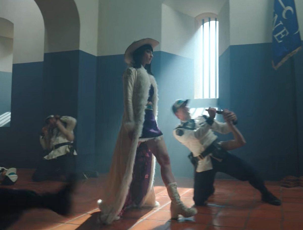vic 🎃 tweet media