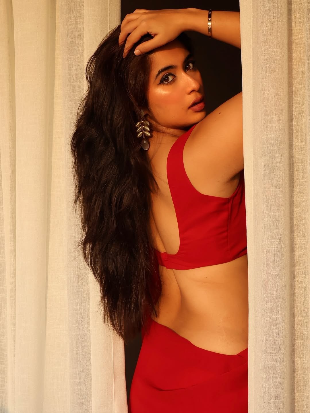 G-eTvt4aMAMdYvS?format=jpg&name=large