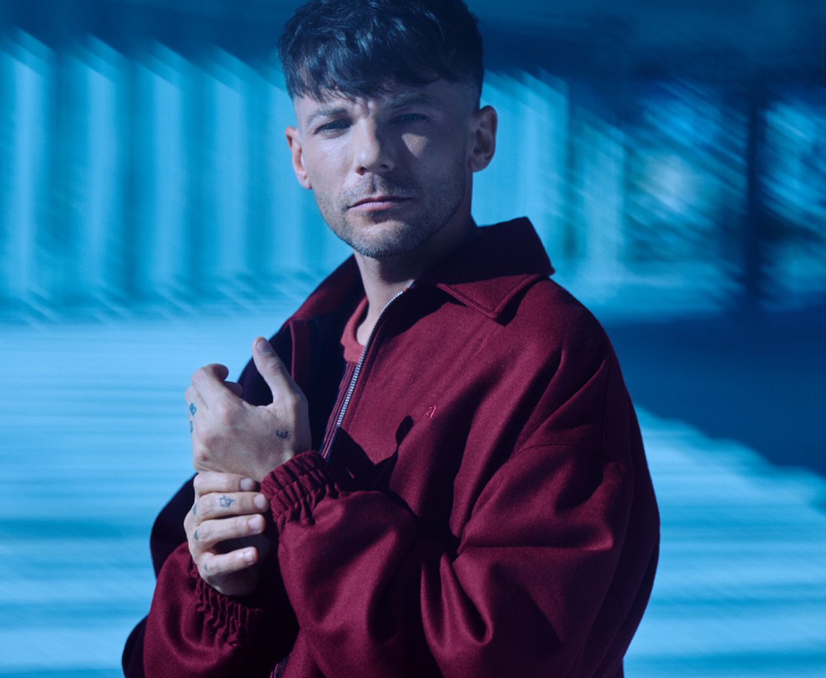 LouisWT91World's tweet image. 🗨️| “There was a time when BTS was on the way up, and I felt like, every time I logged into Twitter, they’d just taken one of our records for something — some fastest-selling thing, and they’d take it away! It was just a bit of a shame! But I don’t begrudge them that — that’s the…