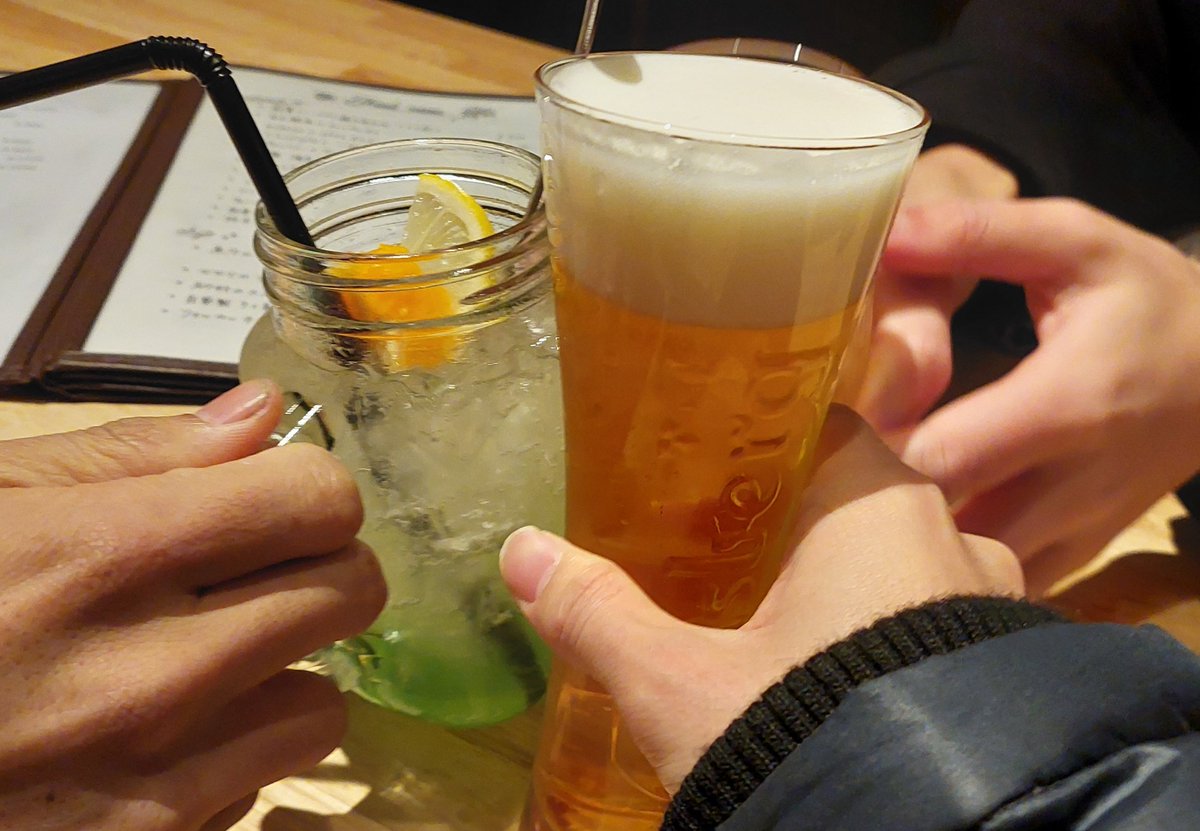 ポップアップショップ前半戦分のアポロちゃんグッズ受け取ったけどめっちゃかわいくて大満足……!!!
久々に会う友人と飲めたのもめっちゃ嬉しゅう 