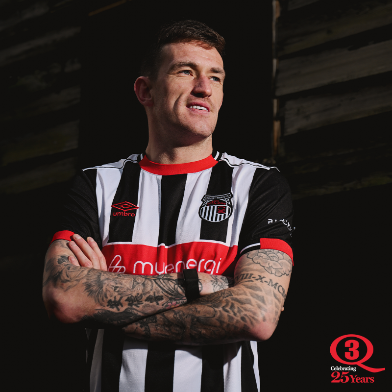 officialgtfc's tweet photo. Cooking up a storm! 🧑‍🍳

We are delighted to confirm the signing of Andy Cook, who joins the Mariners on loan for the remainder of the season from Bradford City. ✍️

Andy is proudly sponsored by 3Q Industrial Supplies.

#GTFC