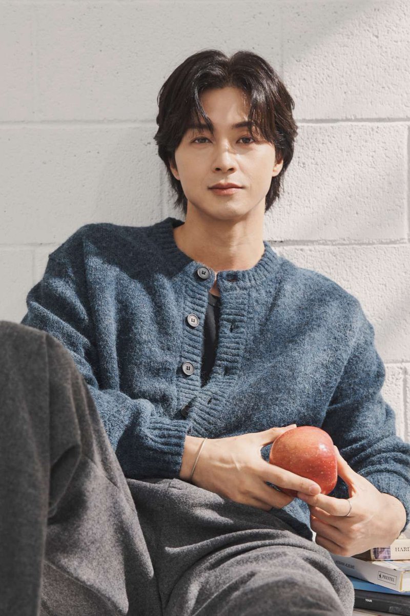 jilo1116's tweet photo. 얼굴 진짜 근본있다 https://t.co/dZJsyKk5Gv