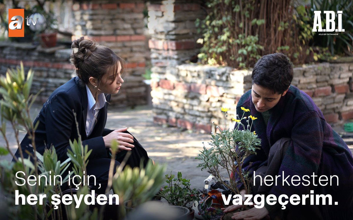 afrasource's tweet image. 260112 | Promotional image of #AfraSaraçoğlu as Çağla Öncü for episode 1 of #Abi.