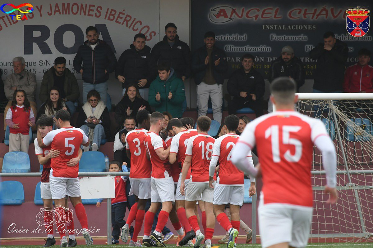 Ayer vivimos un auténtico partidazo con nuestra gente y cerramos la primera vuelta en casa invictos, con solo un empate 
Orgullo del equipo, del trabajo y de una afición que nunca deja de empujar.

Este domingo, último partido de la primera vuelta con la misma ilusión y ambición.