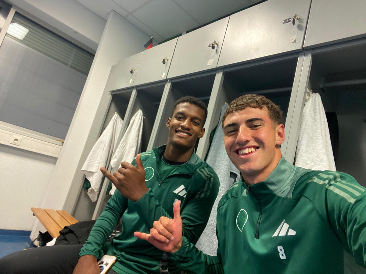 𝗥𝗨𝗠𝗕𝗢 𝗔 𝗔𝗨𝗦𝗧𝗥𝗜𝗔 🔜

Mauro Marichal (2007) y Anderson Rodriguez (2006) viajan rumbo a Austria para ser nuevos jugadores del Wacker Innsbruck en condición de préstamo.

Los dos jugadores de Racing de Montevideo habían estado el año pasado en un periodo de adaptación.