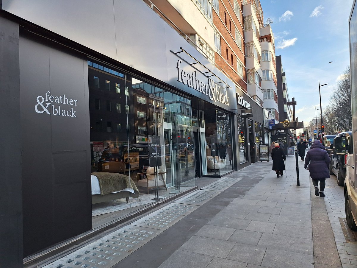 AS Retail tweet media