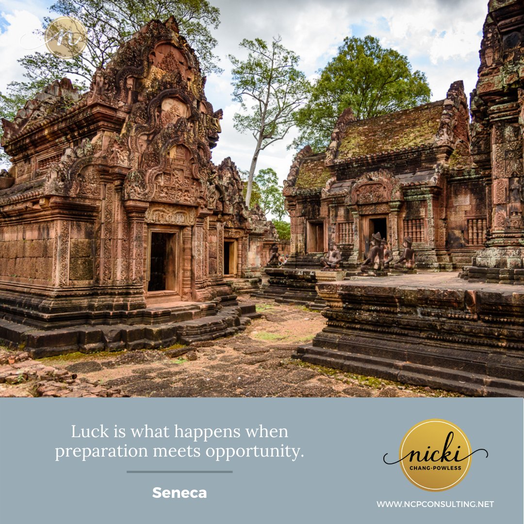 It always helps to be prepared. What's one way you've made your own luck?

Photography by Nicki Chang-Powless

#inspiration #mondaymotivation #business