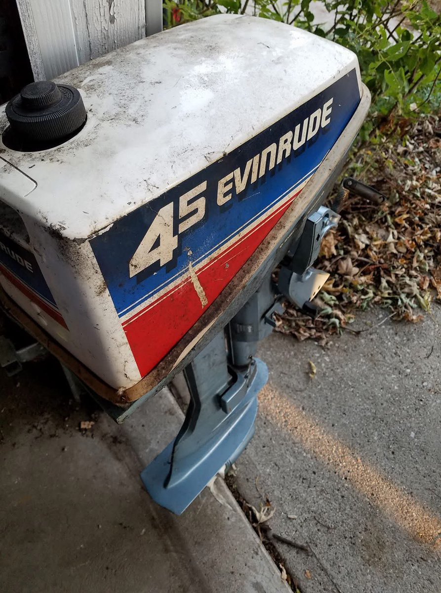 LivewellCheck's tweet photo. This Old Evinrude put my grandfather and I on more fish than a 10k fish finder.  We definitely played by different rules back then!  I will be recording a video for YouTube about old baits found at small out of the way bait shops https://t.co/kUKeVmN4dD