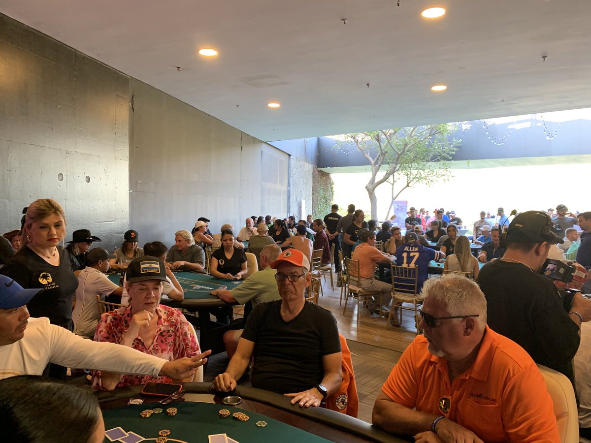 BSN_Events's tweet image. What a great Poker tournament @MaxAndStacyGolf @ColonialCasino @AriasLawFirmCA 

Where were you @ToneVays