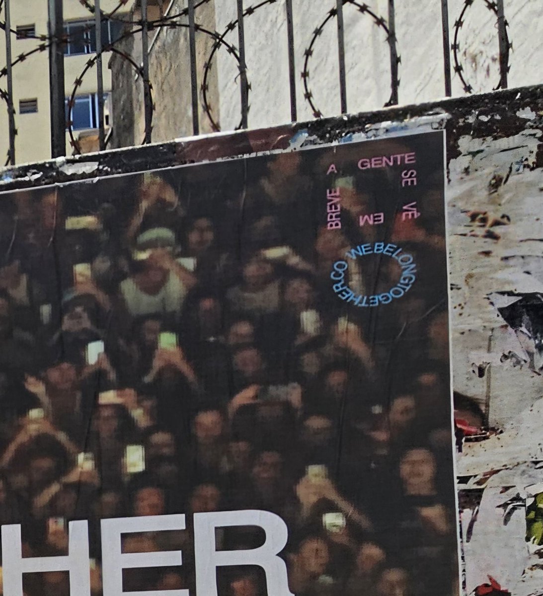 hstbrasil's tweet image. PELO AMOR DE DEUS!!!

A frase do pôster de São Paulo: A GENTE SE VÊ EM BREVE! 

via rozllnder