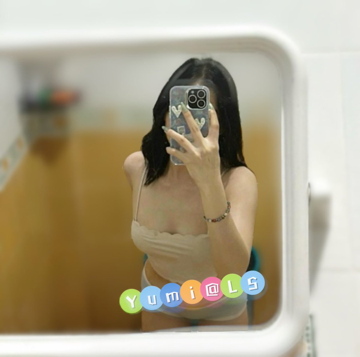 LinSpa416's tweet image. Happy Monday. Enjoy a kickoff of deserving comforts Cici, busty Yumi and slim leggy Nana.

**New girl Yoyo - slim Filipina will be available 10-5pm today**