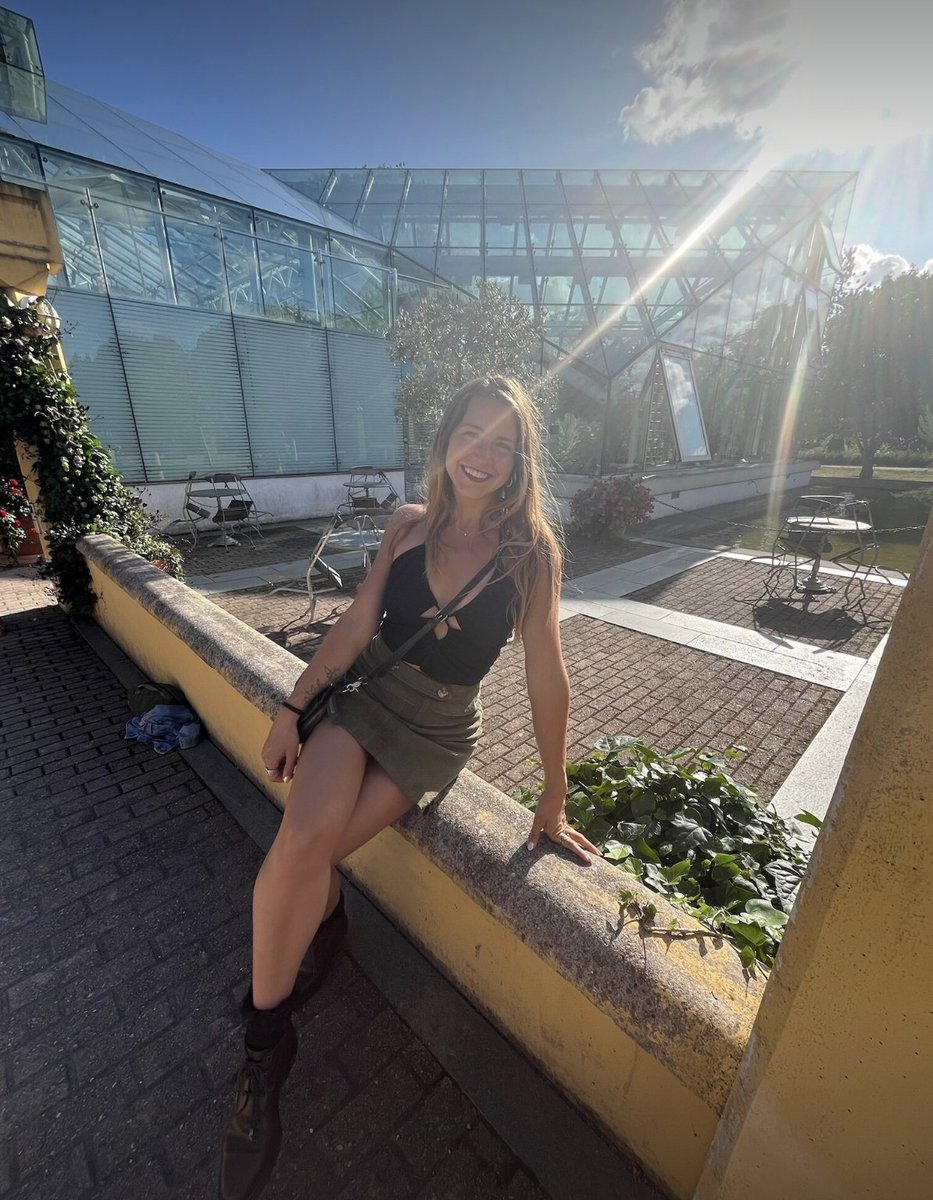 Just another little flower in the greenhouse! 🌸