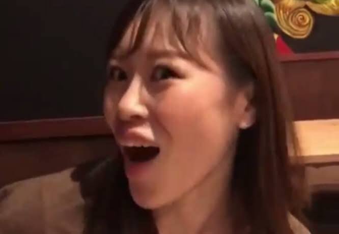 humor0108's tweet photo. でっかいキットカット1000個 https://t.co/1HLfMTu6V2