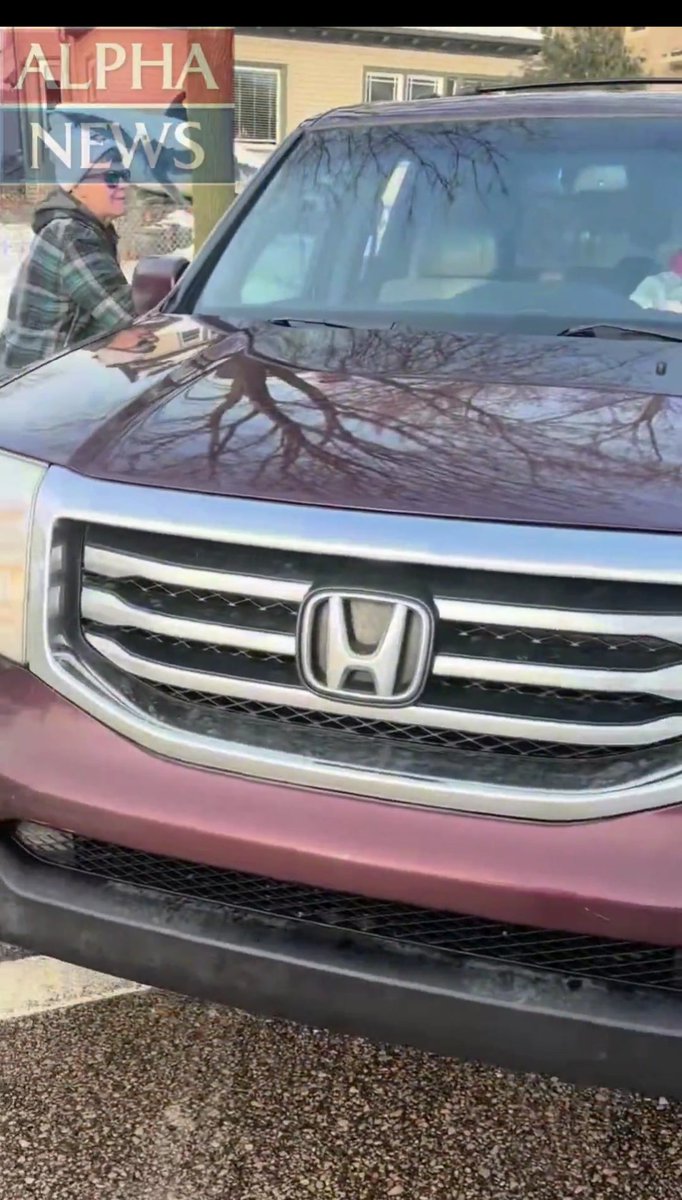 Women Being Awful tweet media