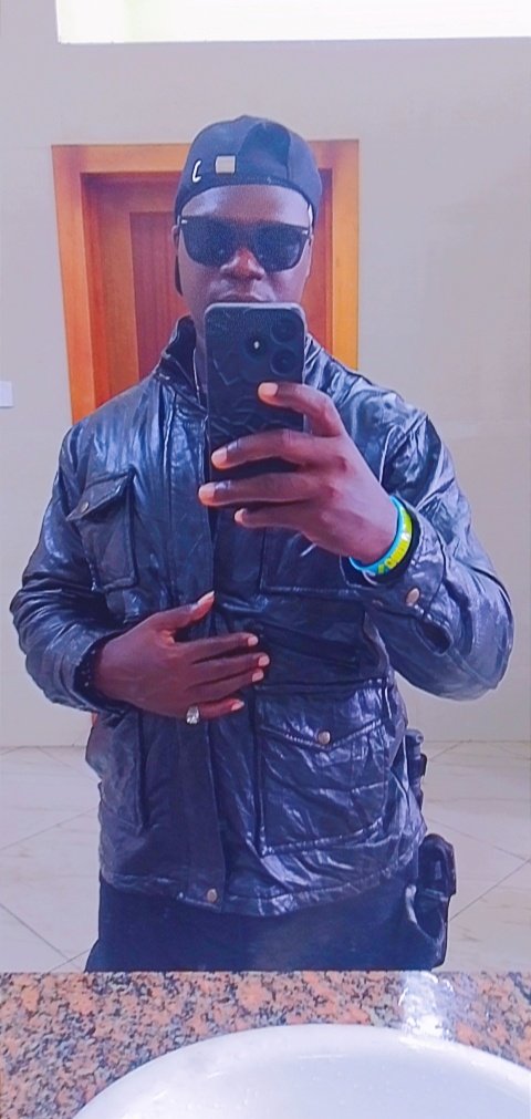 Lusciouscharley's tweet photo. The goal 🥍 🥅 is for us to win,no room for competition 🙏🙏🙏🫵👍🫵🙌👊
Keep getting the bag💰💰💵💸💷💸
@highlight 
Following 
Tariladou Charles Abel Yougha https://t.co/MuY0R502sT