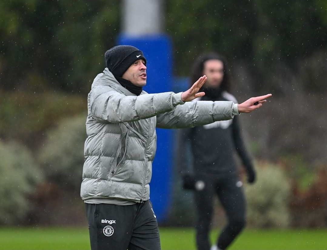 Blue_Footy's tweet photo. 🗣️ Liam Rosenior: "If you start to prioritise games or think something's more important than the other, then you're not focused.

I don't care if it's a pre-season game. I'm doing it at my maximum. I expect that from whichever group I work with." https://t.co/pcvT3F9zM7