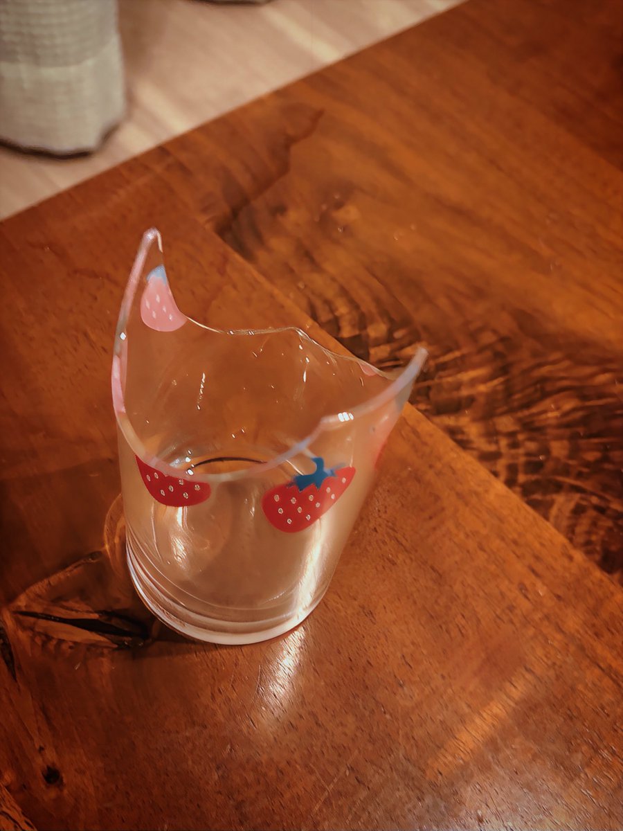 正直、割れた瞬間まず「わぁ、NANAすぎる！」と思ってしまいました