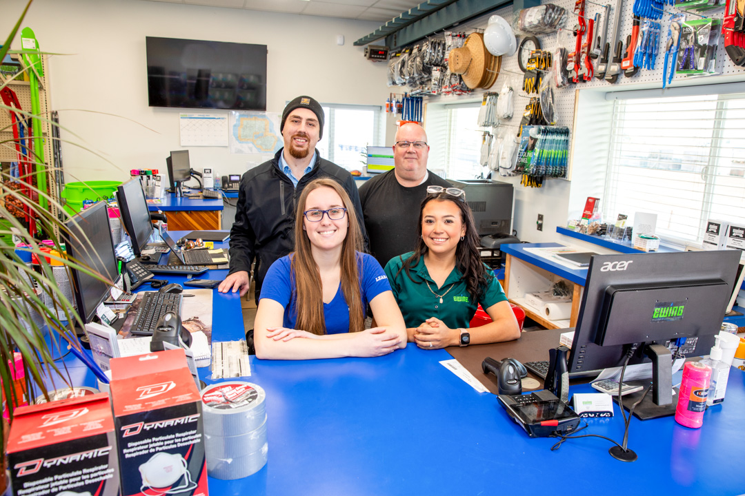 Ewing Outdoor Supply tweet media