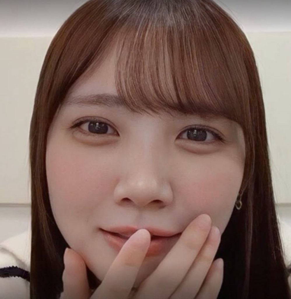 復活してからいいねが多くてびっくり！💕

みんなまゆの事好きすぎ💕

ちゅ〜💕