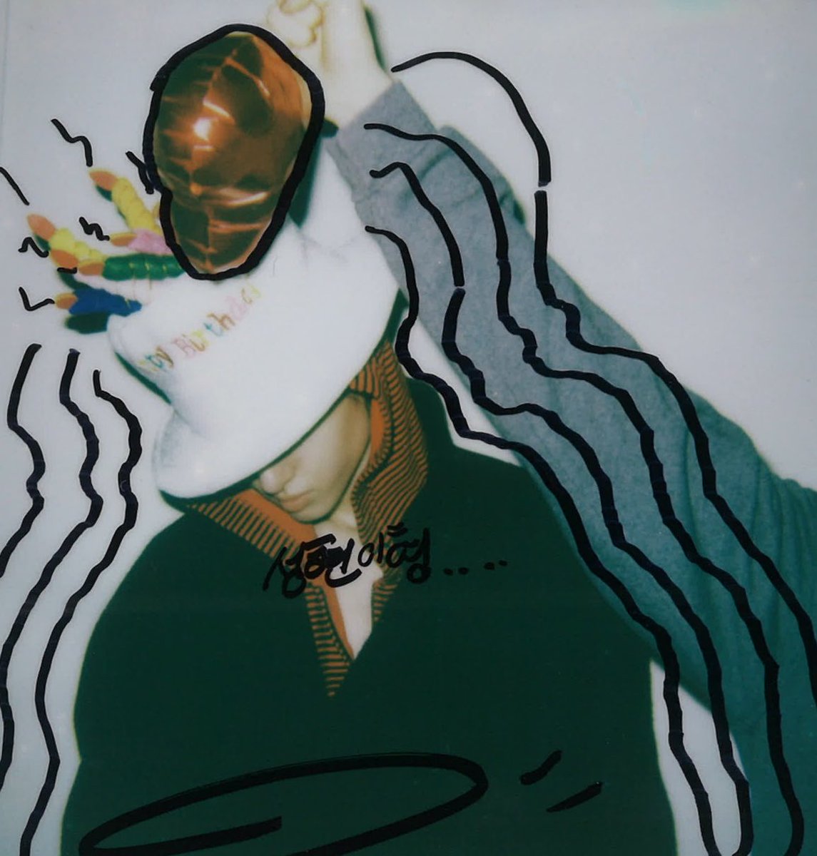 twnti3s's tweet image. เอาล่ะ วันนี้ที่รอคอยมาก 🤣

13 มกราคม ได้ 1 นาที อายุ 17 ปุ๊บ !
… ไอน้องออมไม่เรียกมาร์ตินว่าพี่แล้วนะ 
แล้วมาร์ตินเรียกพี่ออมเลยดิ 55555555

🦊 : 마틴아 잘하자 ( มาร์ติน ทำดีๆนะ )
🦮 : 성현형 ( พี่ซองฮยอน )

#MARTIN #SEONGHYEON