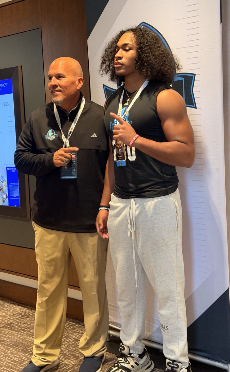 DjRumph's tweet image. Blessed and honored to be recognized as one of the Top DL Performers at the @NationalComb1ne!

All glory to God, none of this happens without Him. 🙏🏾

Thank you @NationalComb1ne @AWilliamsUSA @FrankPacoRojas1 @CoachMims_ @aokafor57 for the opportunity and guidance.…