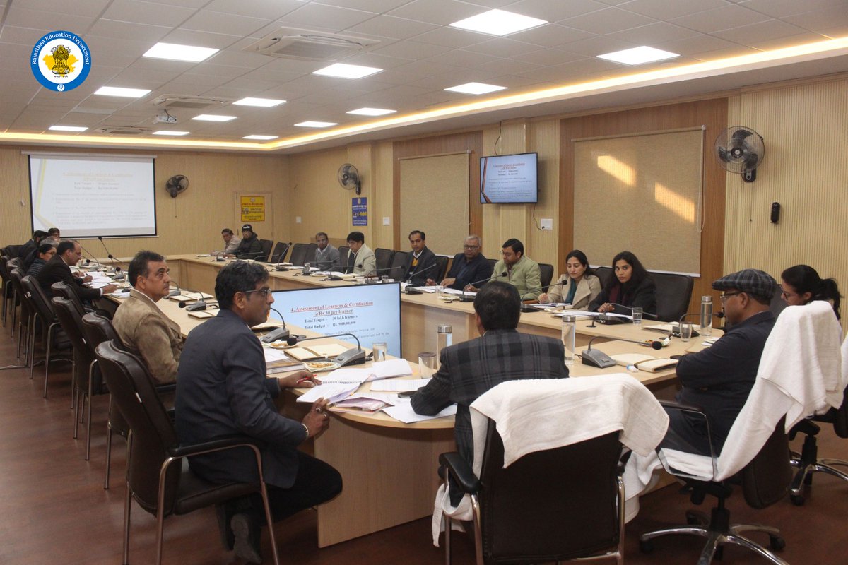 उल्लास नव भारत साक्षरता कार्यक्रम के अंतर्गत गठित निष्पादक समिति की बैठक शासन सचिव, स्कूल शिक्षा श्री कृष्ण कुणाल की अध्यक्षता में आयोजित हुई। बैठक में वित्तीय वर्ष 2024-25 की विस्तृत वार्षिक कार्य योजना एवं मदवार बजट योजना पर चर्चा की गयी।

बैठक में नव भारत साक्षरता कार्यक्रम